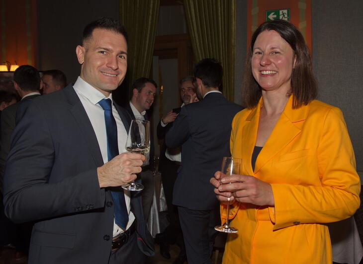 Fotók a díjátódóról