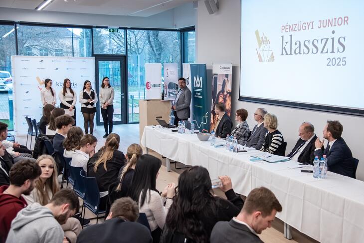 Legyél Te is Pénzügyi Junior Klasszis! 2025 ősz - döntő