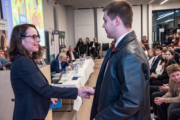 Legyél Te is Pénzügyi Junior Klasszis! 2025 ősz - döntő