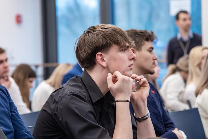 Legyél Te is Pénzügyi Junior Klasszis! 2025 ősz - döntő