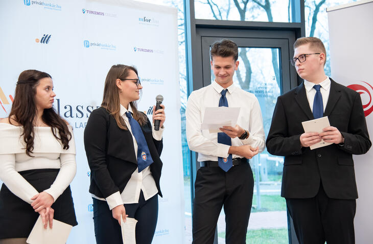 Képek a döntőről