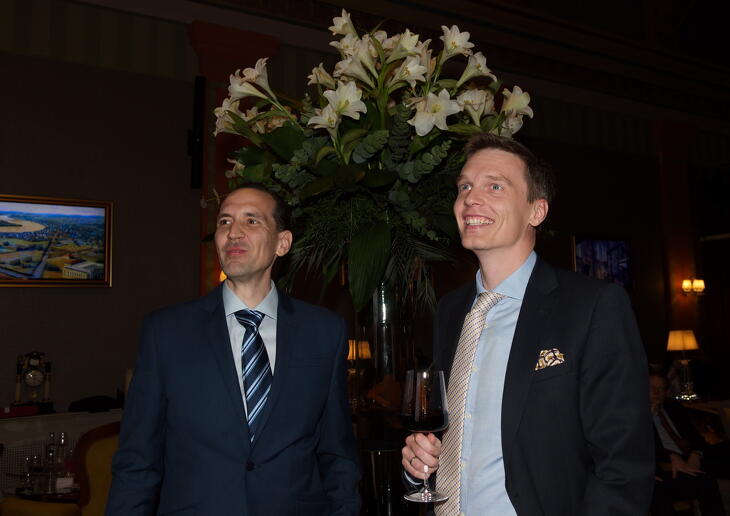 Fotók a díjátódóról