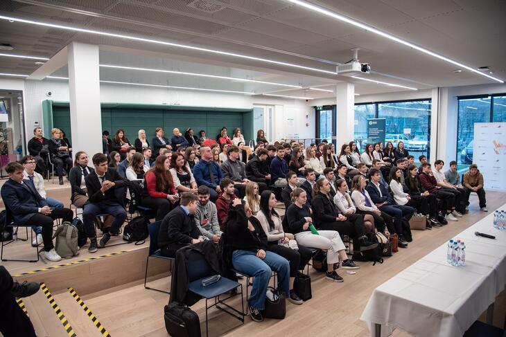 Legyél Te is Pénzügyi Junior Klasszis! 2025 ősz - döntő