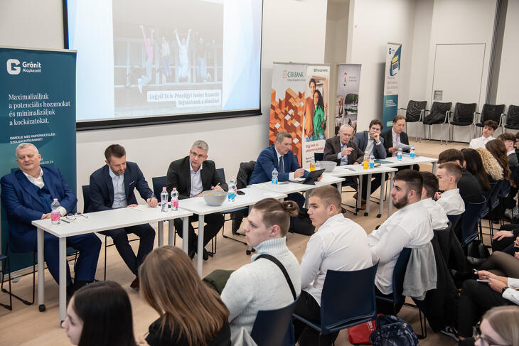 Képek a döntőről