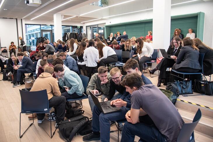 Legyél Te is Pénzügyi Junior Klasszis! 2025 ősz - döntő