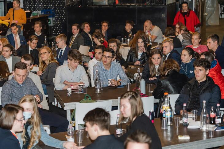 Képek a döntőről