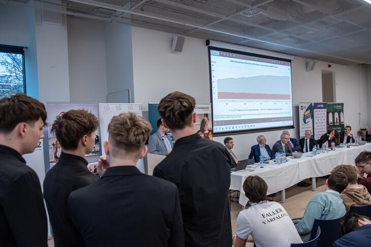 Legyél Te is Pénzügyi Junior Klasszis! 2025 ősz - döntő