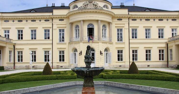 Károlyi Kastély Hotel & Restaurant