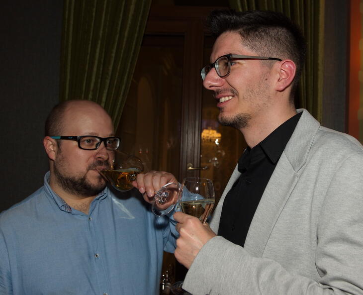 Fotók a díjátódóról