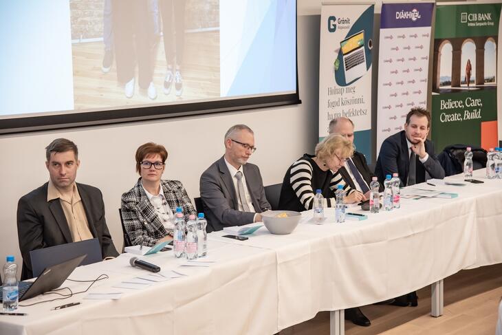 Legyél Te is Pénzügyi Junior Klasszis! 2025 ősz - döntő