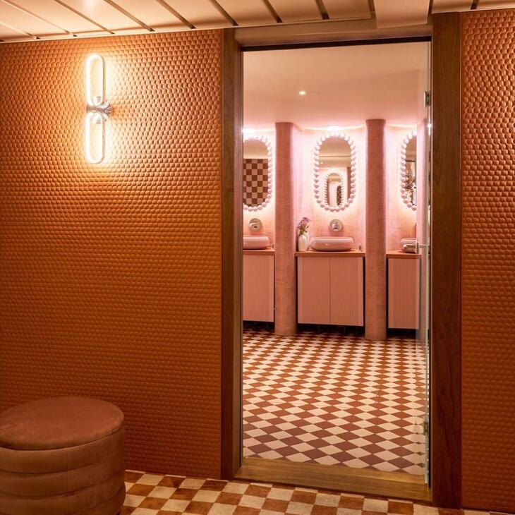 River Diva - Budapest