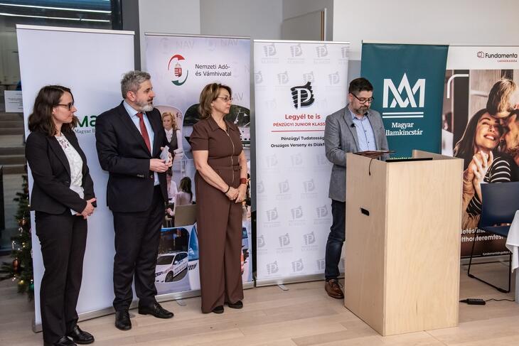 Legyél Te is Pénzügyi Junior Klasszis! 2025 ősz - döntő