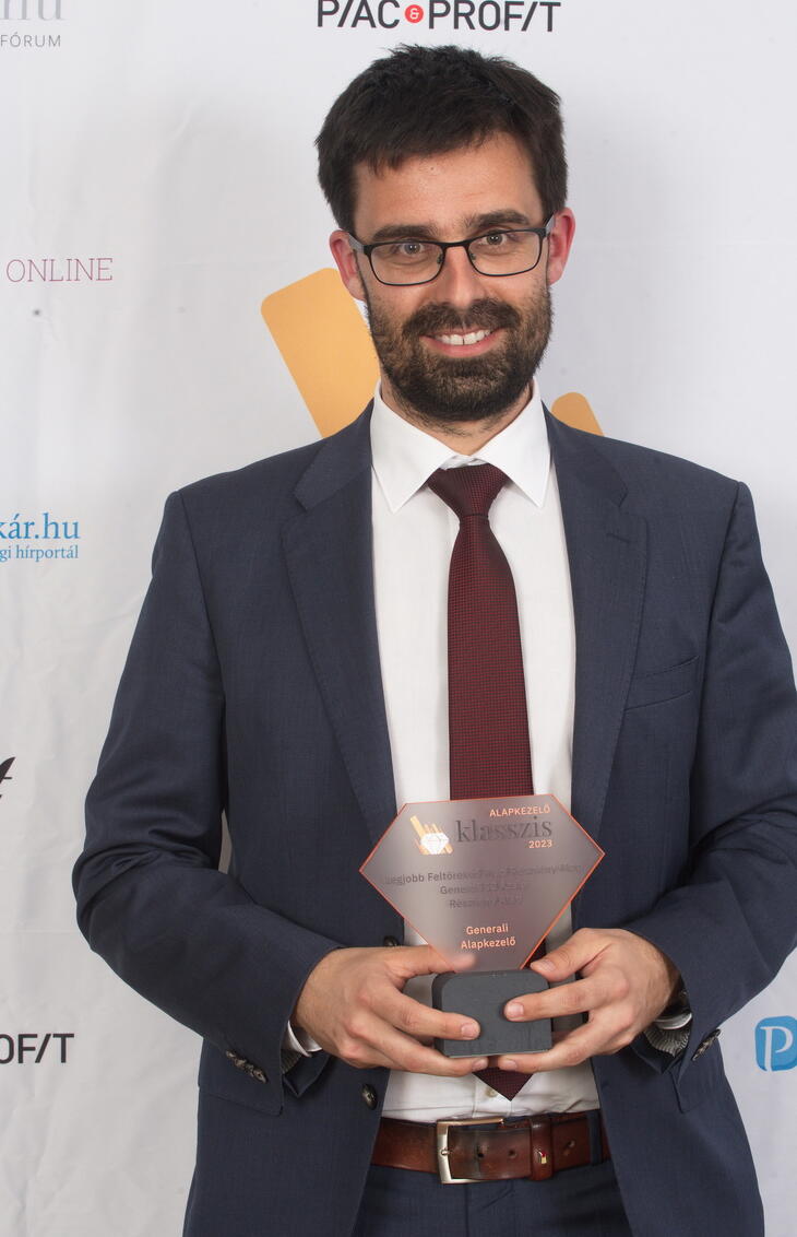 Fotók a díjátódóról