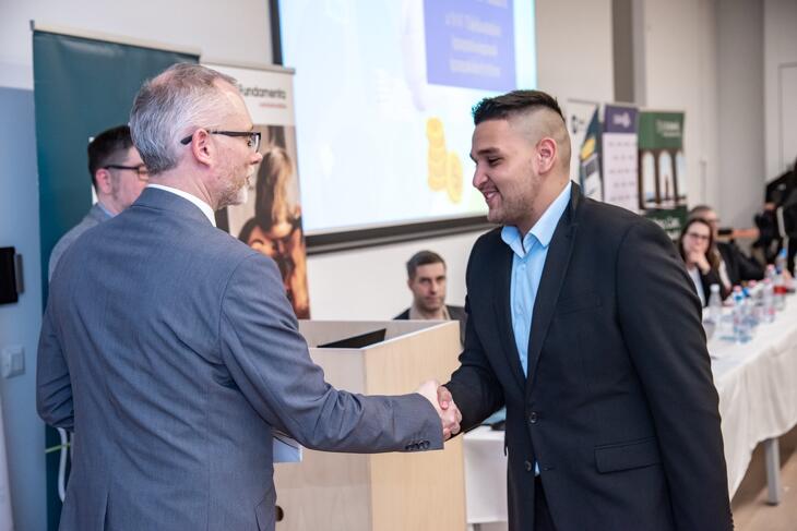 Legyél Te is Pénzügyi Junior Klasszis! 2025 ősz - döntő