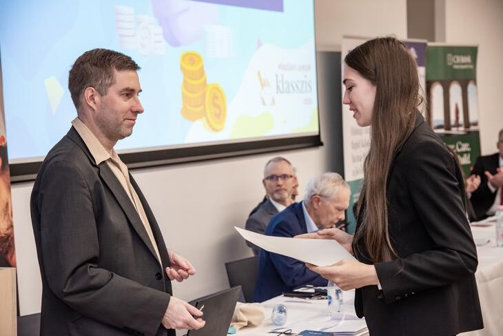 Legyél Te is Pénzügyi Junior Klasszis! 2025 ősz - döntő