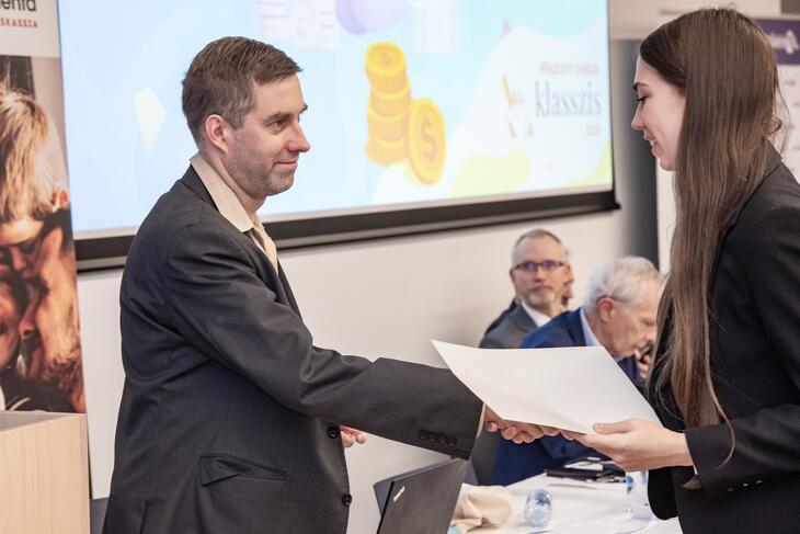 Legyél Te is Pénzügyi Junior Klasszis! 2025 ősz - döntő