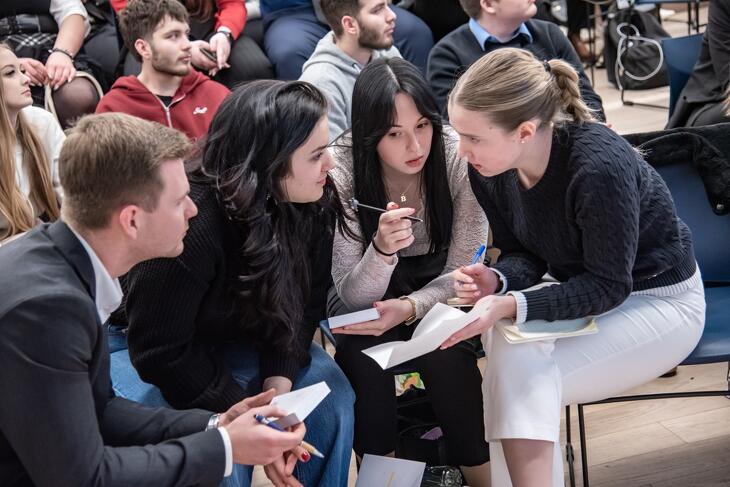 Legyél Te is Pénzügyi Junior Klasszis! 2025 ősz - döntő