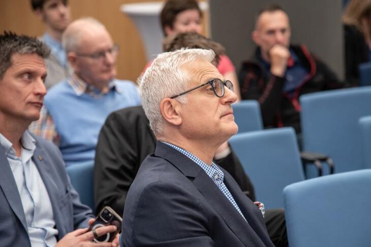 Képgaléria „E” mint Energia 160