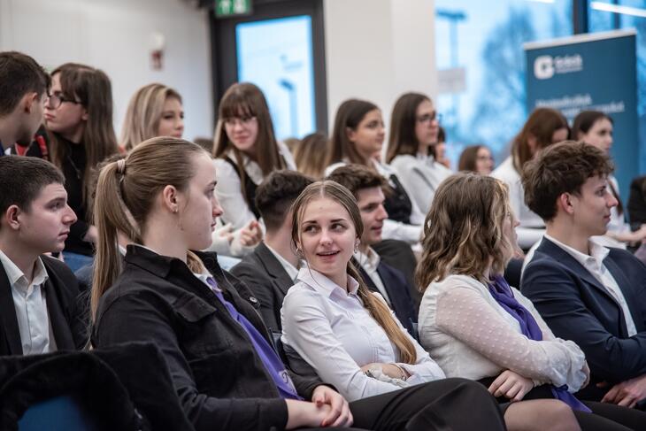 Legyél Te is Pénzügyi Junior Klasszis! 2025 ősz - döntő