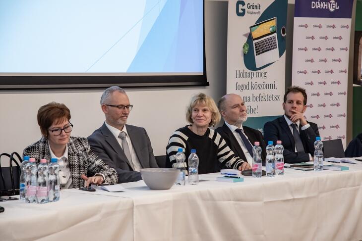 Legyél Te is Pénzügyi Junior Klasszis! 2025 ősz - döntő