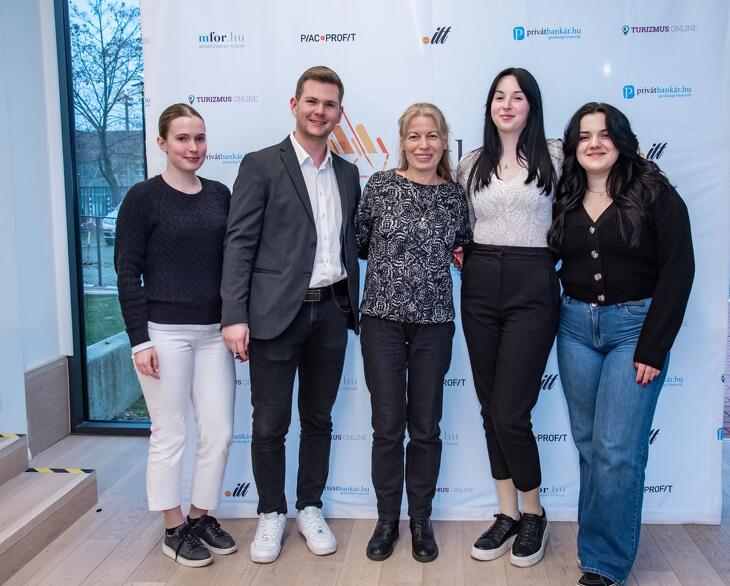 Legyél Te is Pénzügyi Junior Klasszis! 2025 ősz - döntő