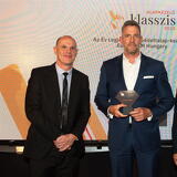 Fotók a díjátódóról