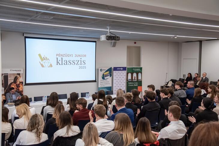 Legyél Te is Pénzügyi Junior Klasszis! 2025 ősz - döntő