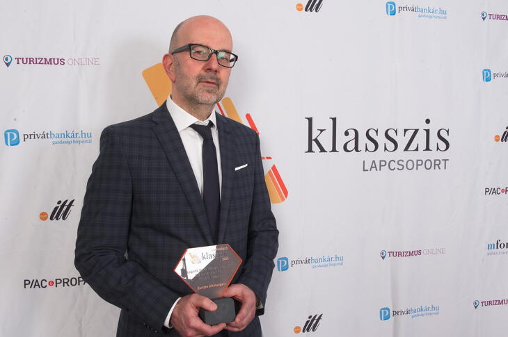 Fotók a díjátódóról