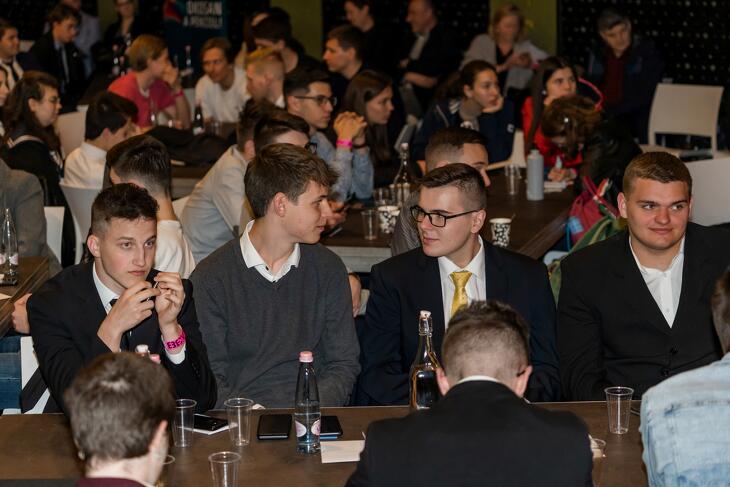 Képek a döntőről