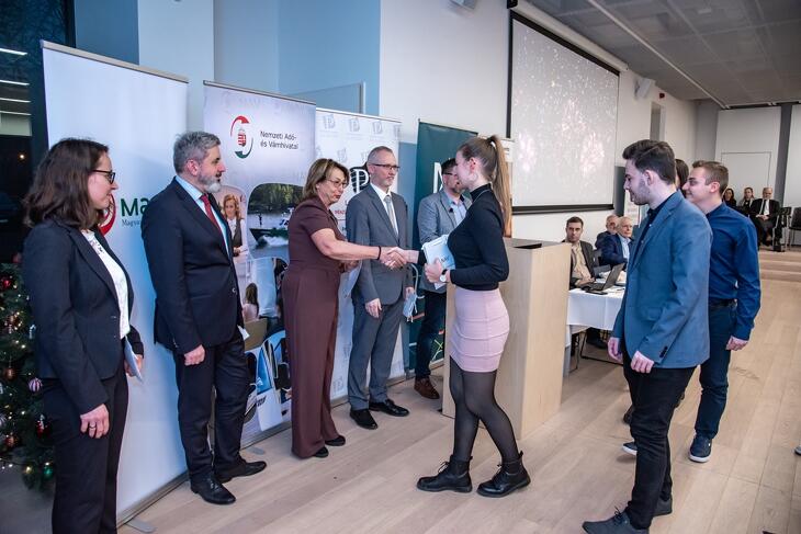 Legyél Te is Pénzügyi Junior Klasszis! 2025 ősz - döntő