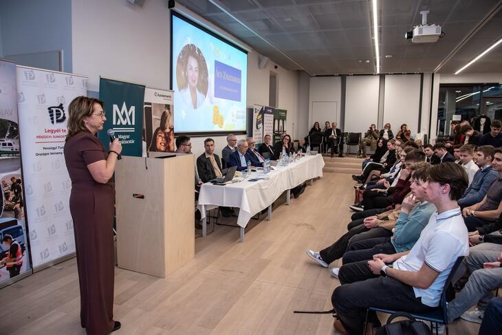 Legyél Te is Pénzügyi Junior Klasszis! 2025 ősz - döntő