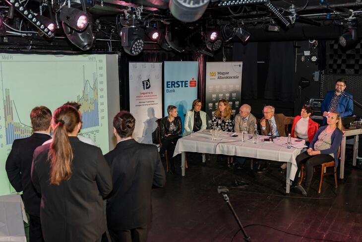 Képek a döntőről