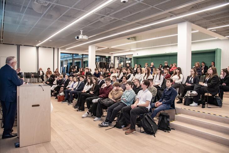 Legyél Te is Pénzügyi Junior Klasszis! 2025 ősz - döntő