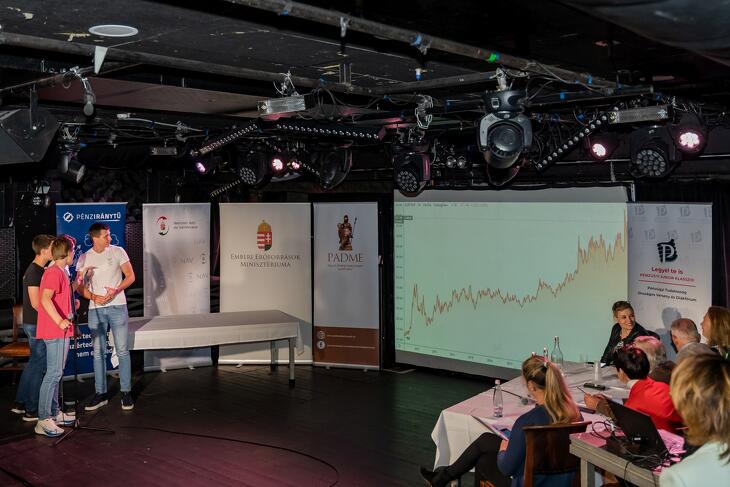 Képek a döntőről