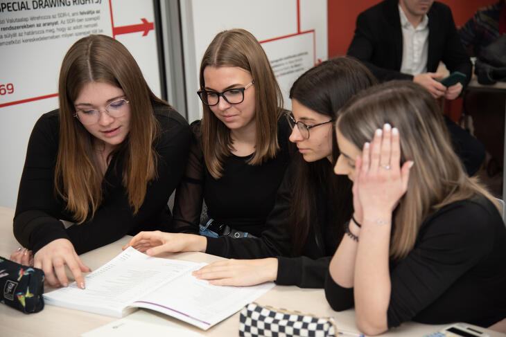 Képek a döntőről