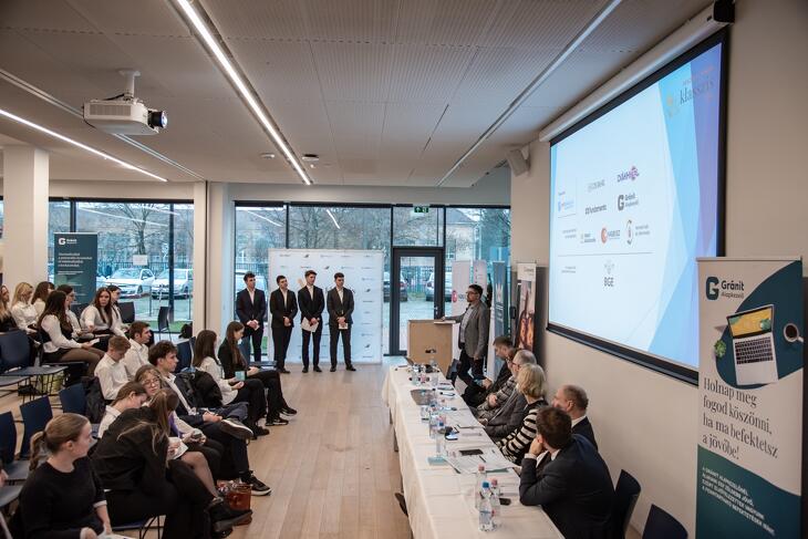 Legyél Te is Pénzügyi Junior Klasszis! 2025 ősz - döntő