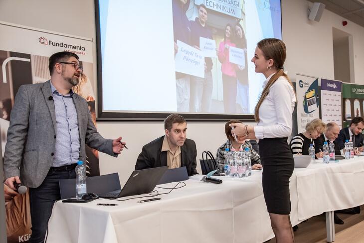 Legyél Te is Pénzügyi Junior Klasszis! 2025 ősz - döntő