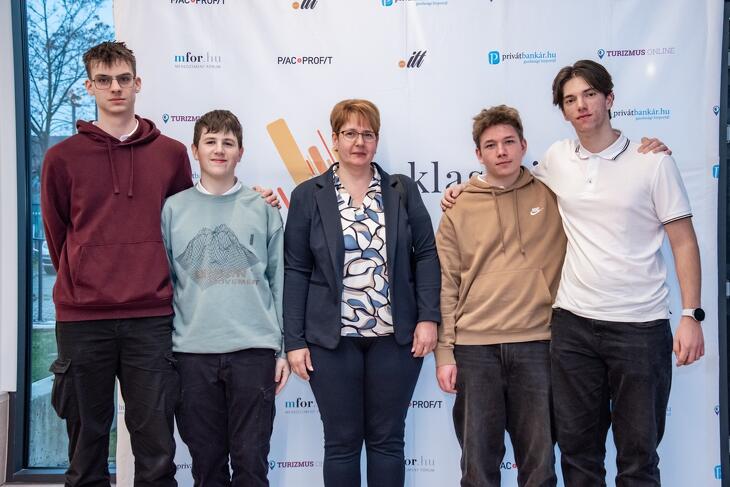 Legyél Te is Pénzügyi Junior Klasszis! 2025 ősz - döntő