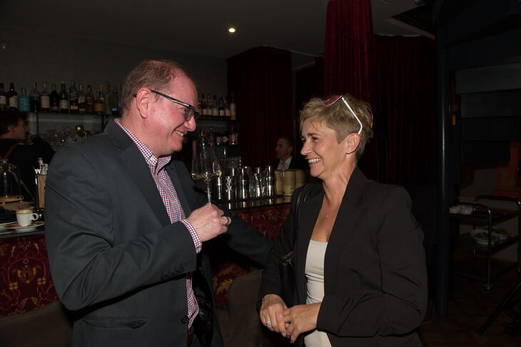 Fotók a díjátódóról