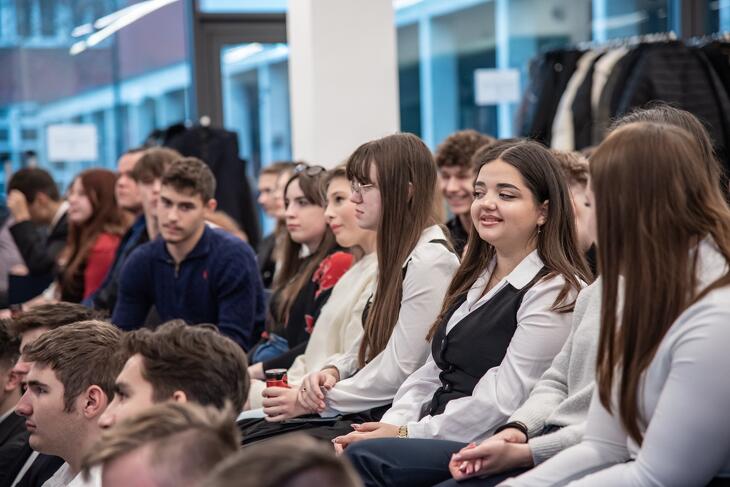 Legyél Te is Pénzügyi Junior Klasszis! 2025 ősz - döntő