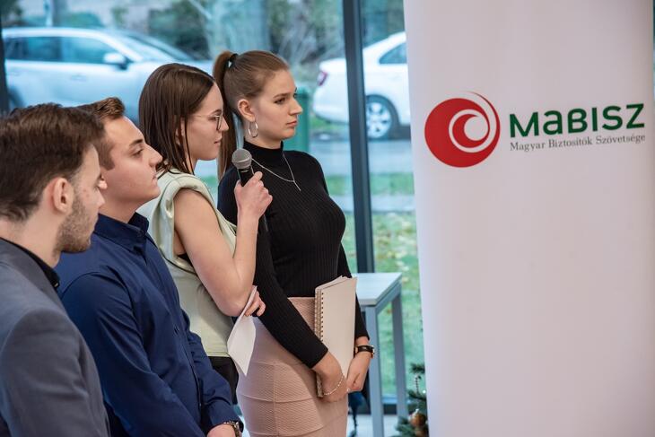 Legyél Te is Pénzügyi Junior Klasszis! 2025 ősz - döntő