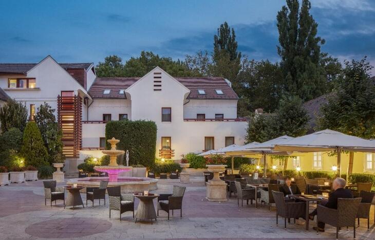 Kristály Imperial Hotel - Tata