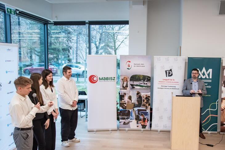 Legyél Te is Pénzügyi Junior Klasszis! 2025 ősz - döntő