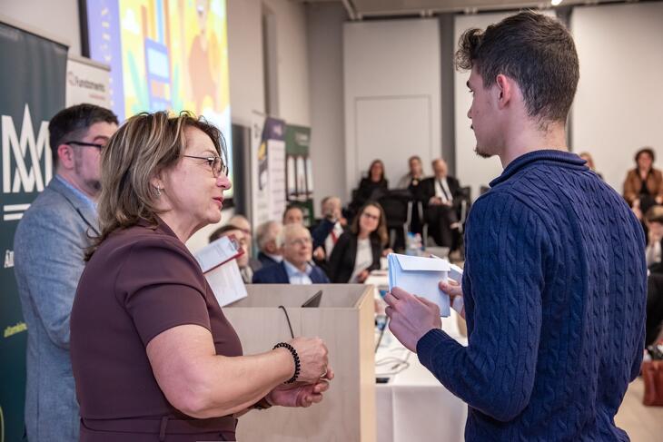 Legyél Te is Pénzügyi Junior Klasszis! 2025 ősz - döntő