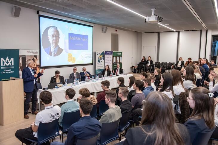 Legyél Te is Pénzügyi Junior Klasszis! 2025 ősz - döntő