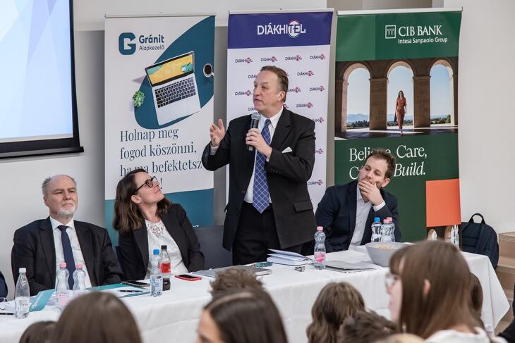 Legyél Te is Pénzügyi Junior Klasszis! 2025 ősz - döntő