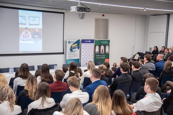 Legyél Te is Pénzügyi Junior Klasszis! 2025 ősz - döntő